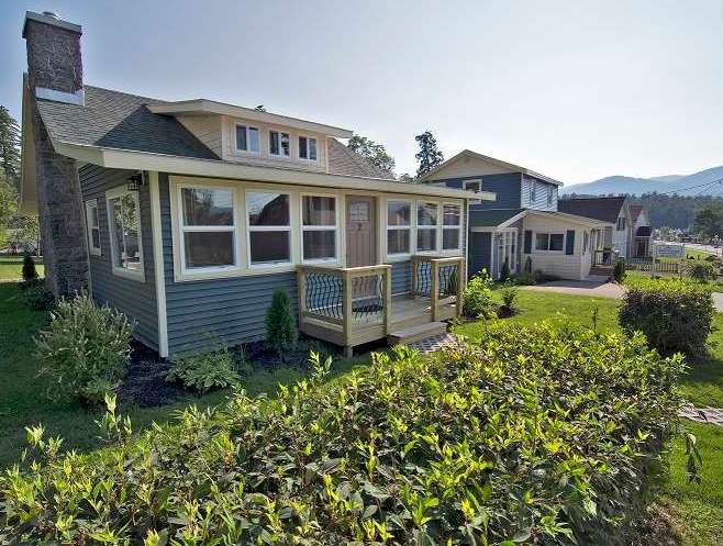 Lake George Beach Cottages